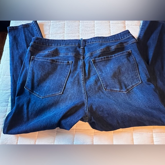 Old Navy Mid-rise pop icon skinny jeans - Picture 3 of 5